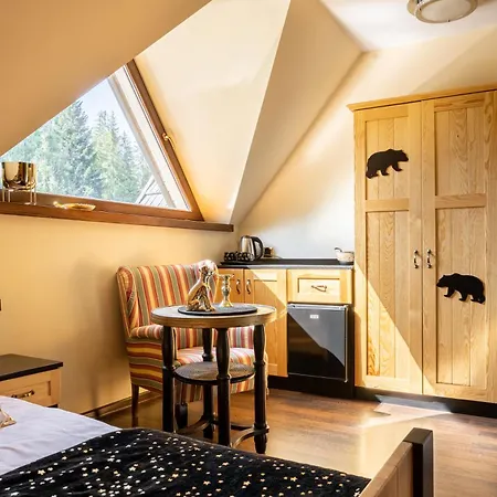 Dwa Niedzwiedzie Nad Potokiem Zakopane Kościelisko